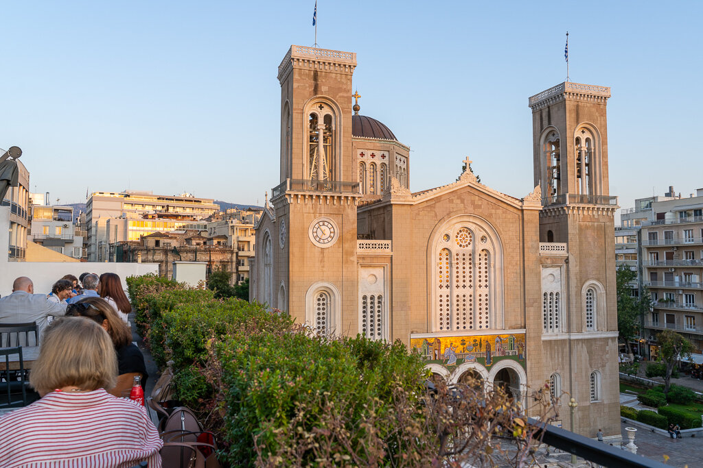 Do you want to find out which are the best hotels in athens? The Zillers Athens Boutique Hotel Gastrology