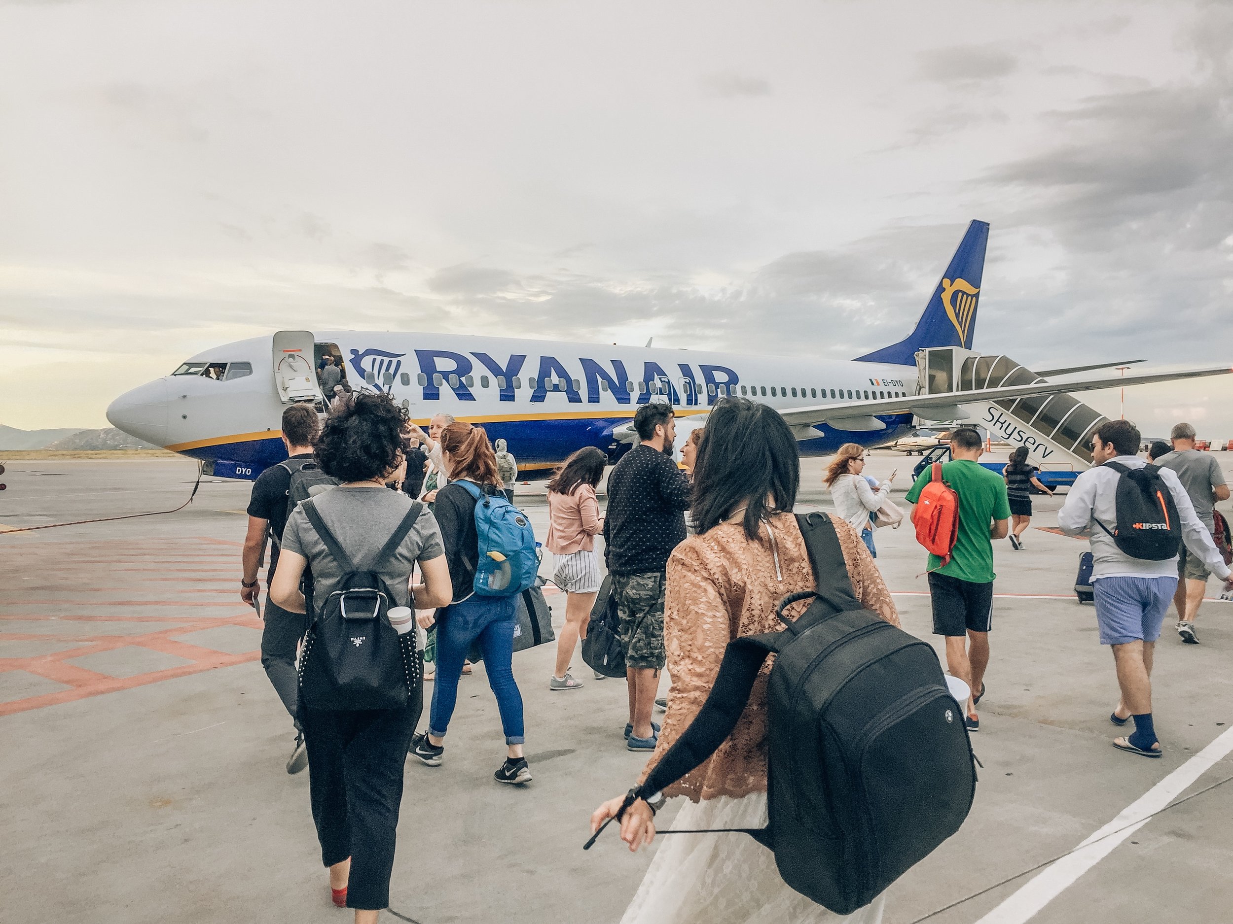 How to book the athens to santorini ferry · blue star ferries is one of the most comfortable journeys and they operate their crossing up to 16 . Travel Guide To Santorini Greece Kessler Ramirez Art Travel