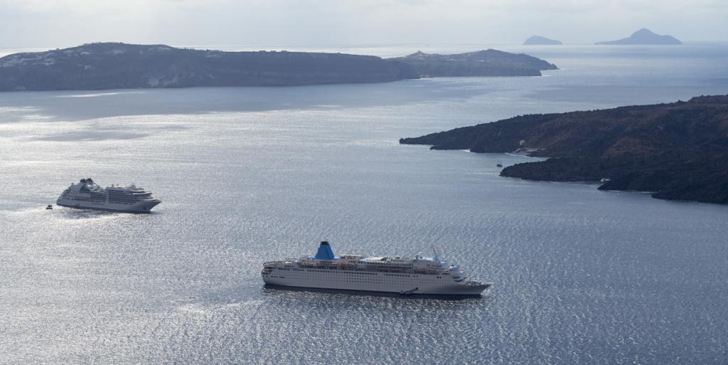 Exploring Traveling From Athens To Santorini&nbsp;Package